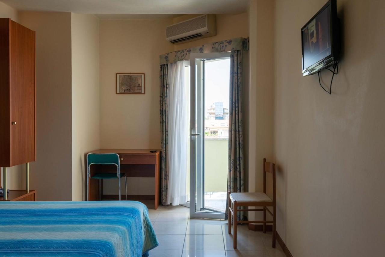 Hotel Gabbiano بورتو سان جورجيو المظهر الخارجي الصورة